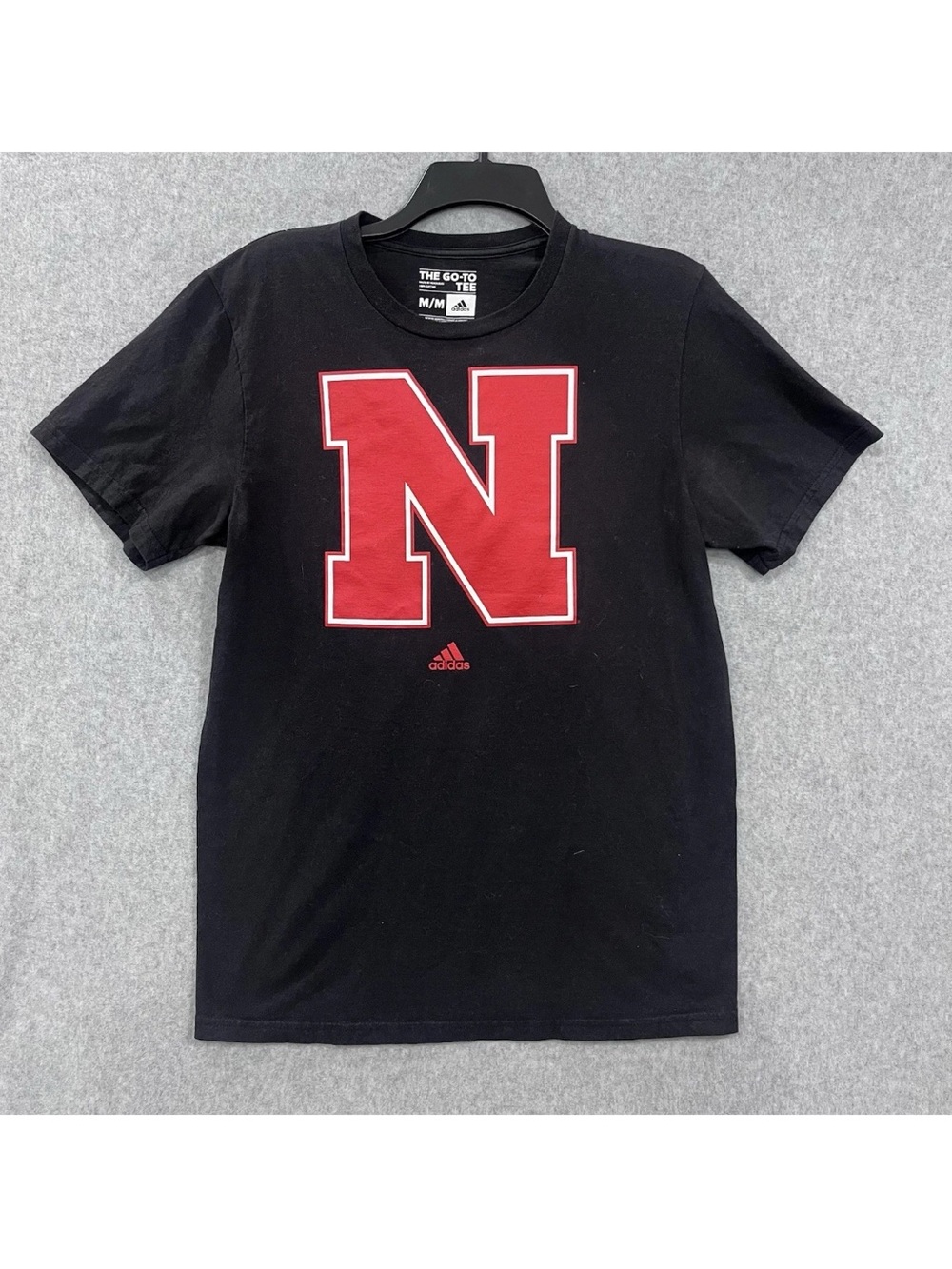 Adidas Nebraska Cornhuskers NCAA Men's Primary School Black T-Shirt Size Medium